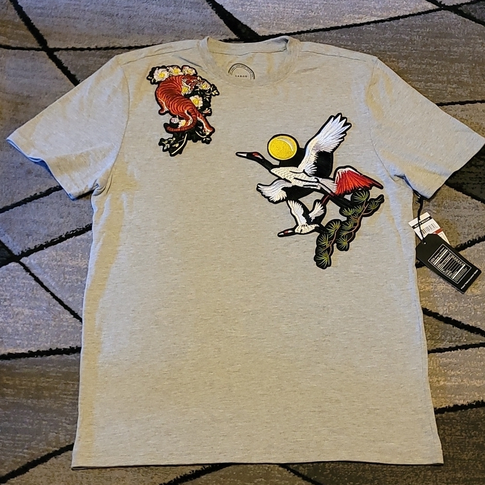 MAXI MILIAN FINEST THREAD LUXURY GOODS FROM NEW YORK TEE SHIRT